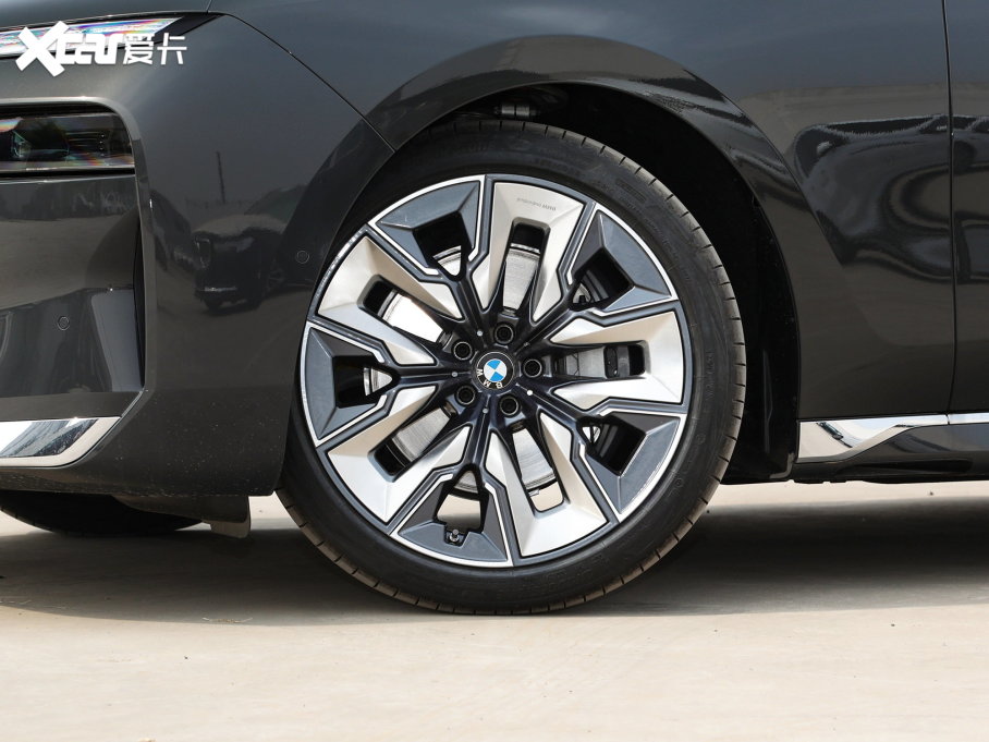 2023R7ϵ 740Li  Ab