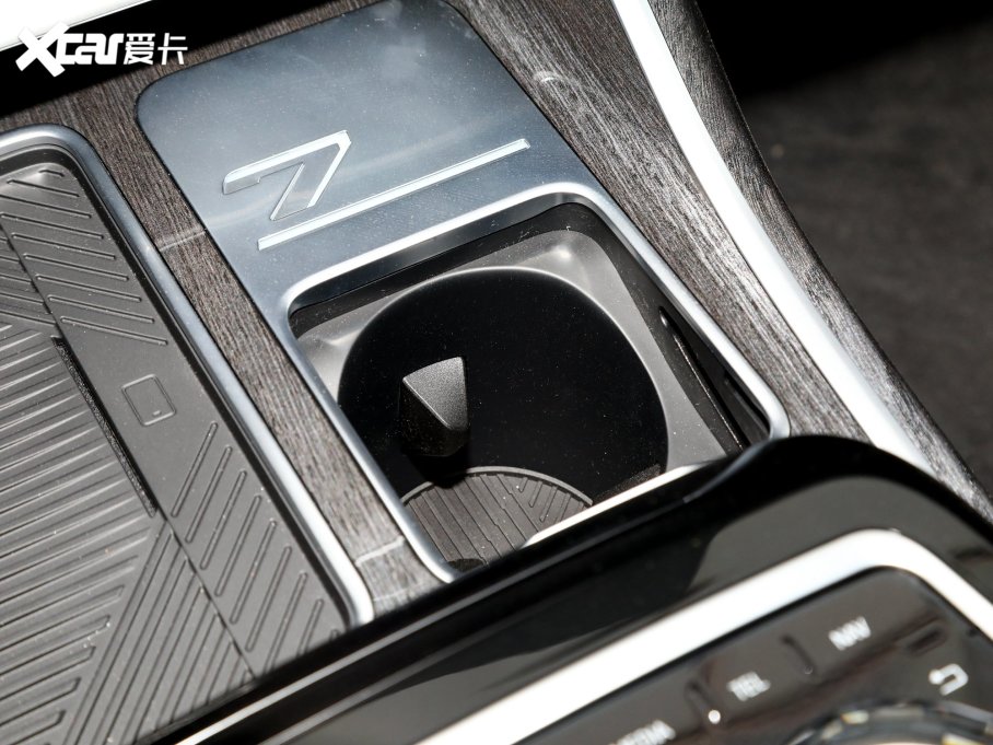 2023R7ϵ 740Li  Ab