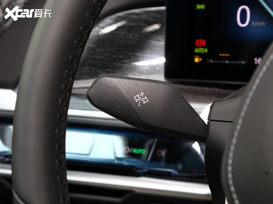 2023R7ϵ 740Li  Ab