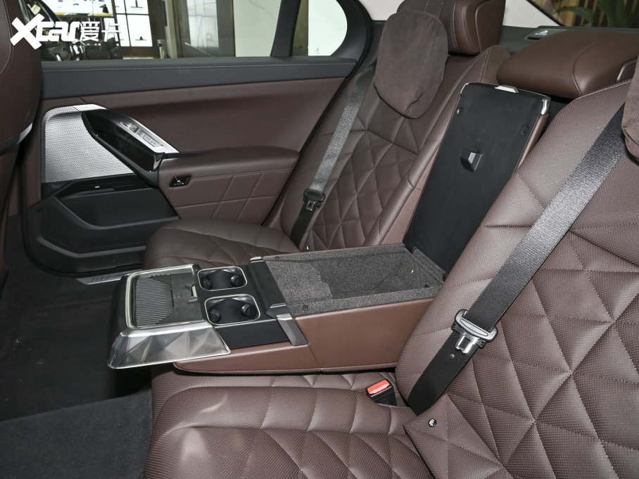 2023R7ϵ 735Li M\(yn)(dng)b