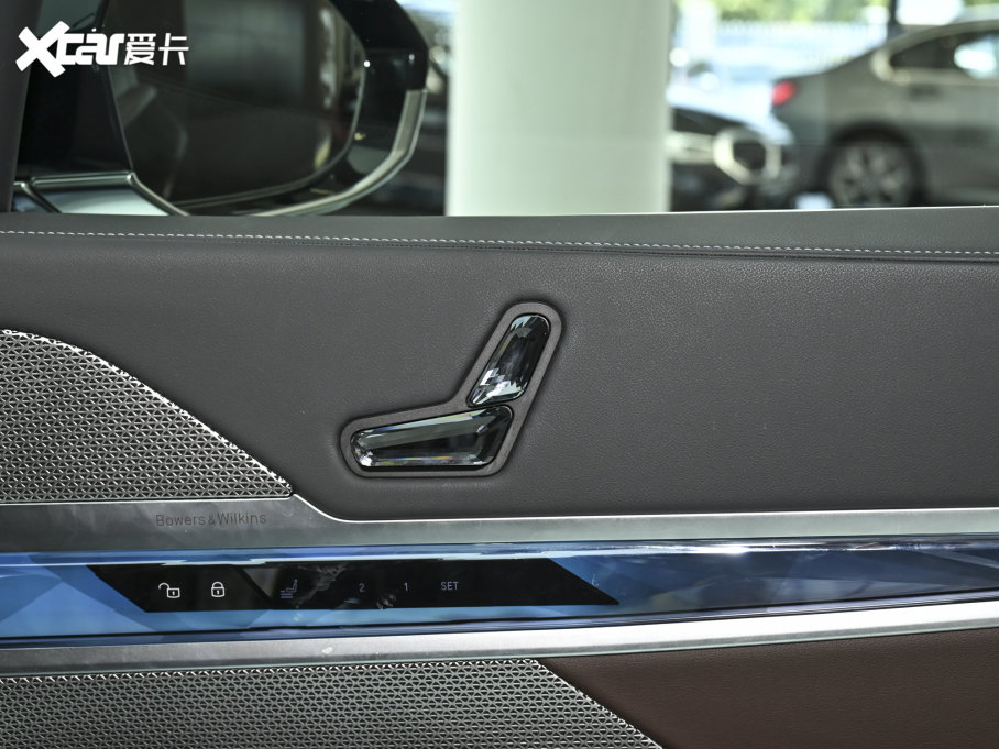 2023R7ϵ 735Li M\b