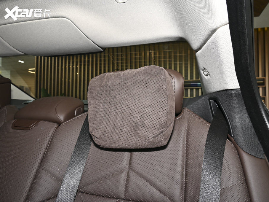 2023R7ϵ 735Li M\b