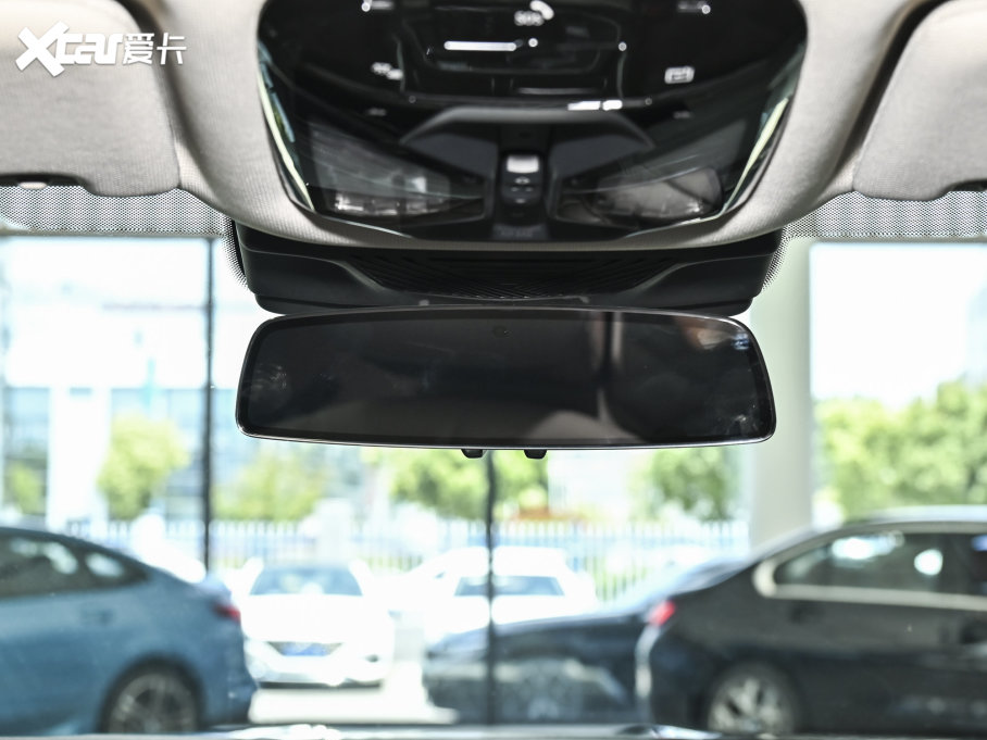 2023R7ϵ 735Li M\b