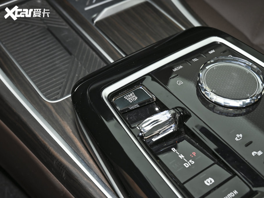 2023R7ϵ 735Li M\b