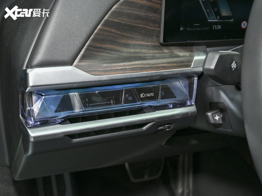 2023R7ϵ 735Li M\b