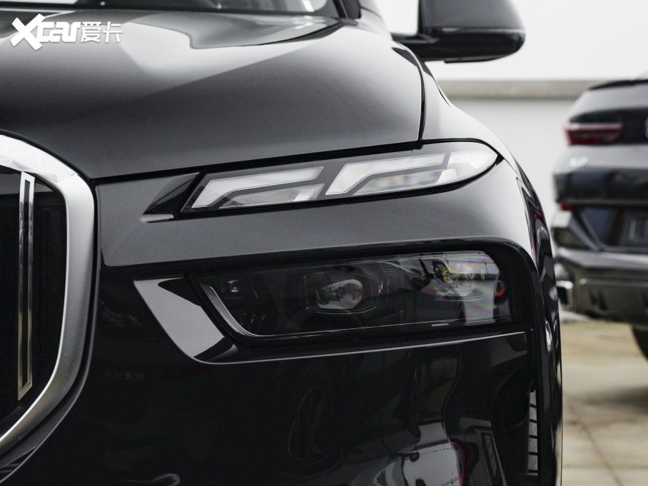 2023RX7 xDrive40i IͺAb