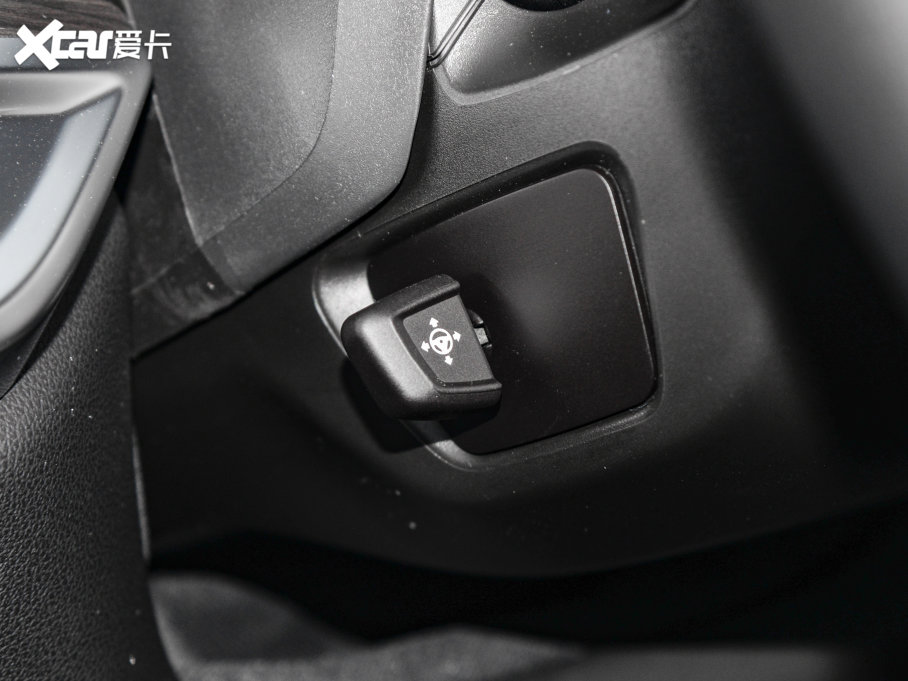 2023RX7 xDrive40i IͺAb