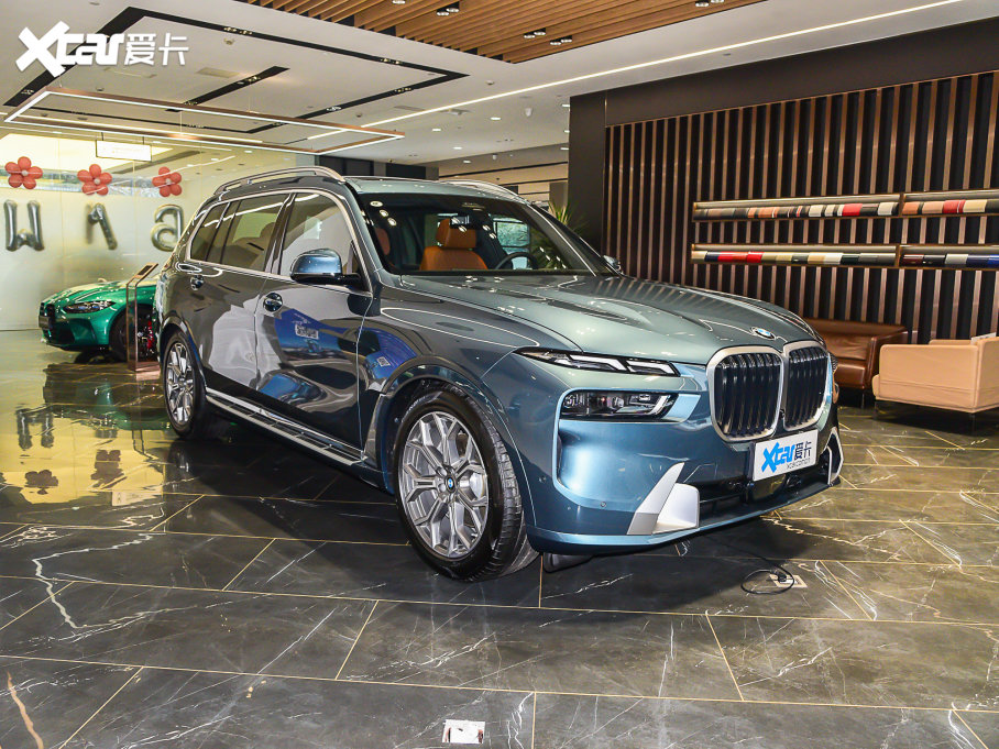 2023��RX7 xDrive40i �����ͺ��A���b