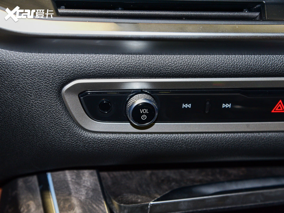 2023RX7 xDrive40i ͺAb