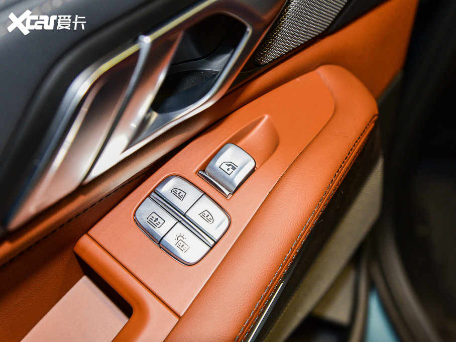 2023RX7 xDrive40i ͺAb