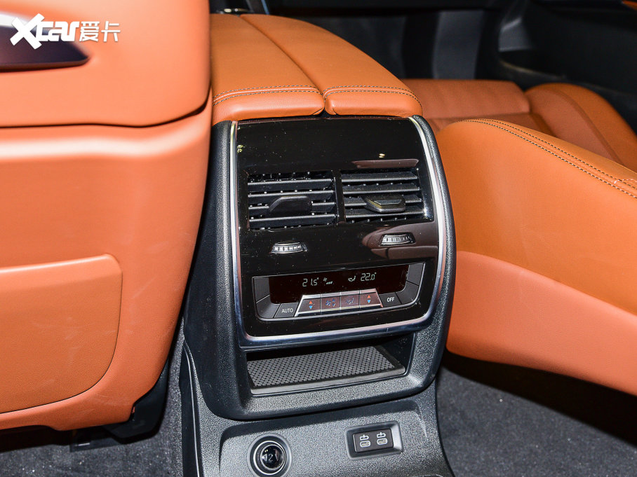 2023RX7 xDrive40i ͺAb