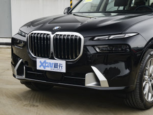 2023xDrive40i IͺAb ^