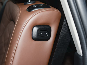 2023xDrive40i I(lng)ͺAb g