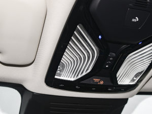 2023xDrive40i I(lng)ͺAb п؅^(q)