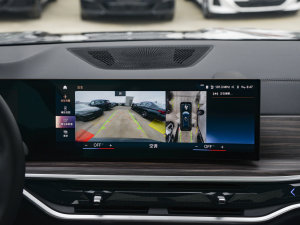 2023xDrive40i I(lng)ͺAb п؅^(q)