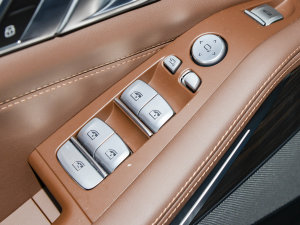 2023xDrive40i IͺAb п؅^