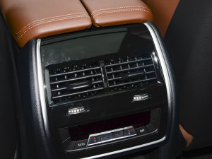 2023xDrive40i IͺAb п؅^