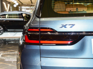 2023xDrive40i ͺAb (x)(ji)^