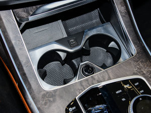 2023xDrive40i ͺAb ǰű