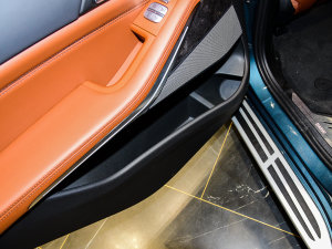 2023xDrive40i ͺAb Tg