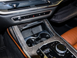 2023xDrive40i ͺAb g