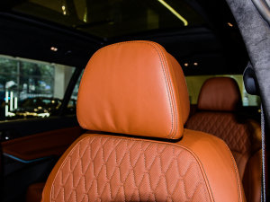 2023xDrive40i ͺAb g