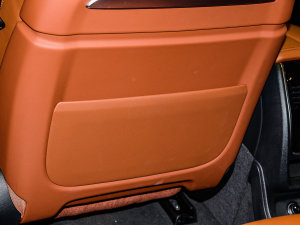 2023xDrive40i ͺAb g