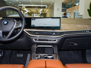 2023xDrive40i ͺAb п_