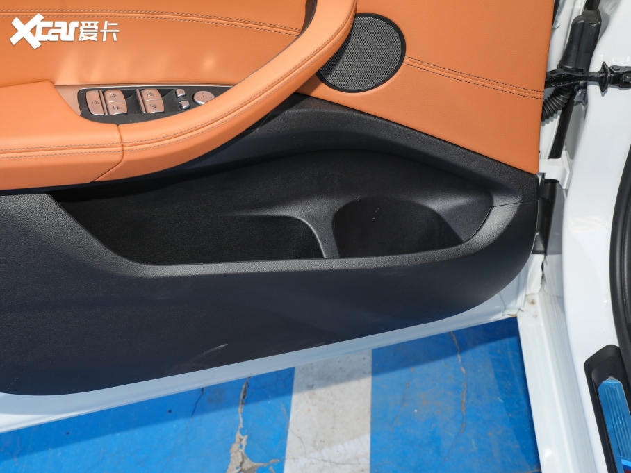 2022RX3M(jn)ڣ M40i