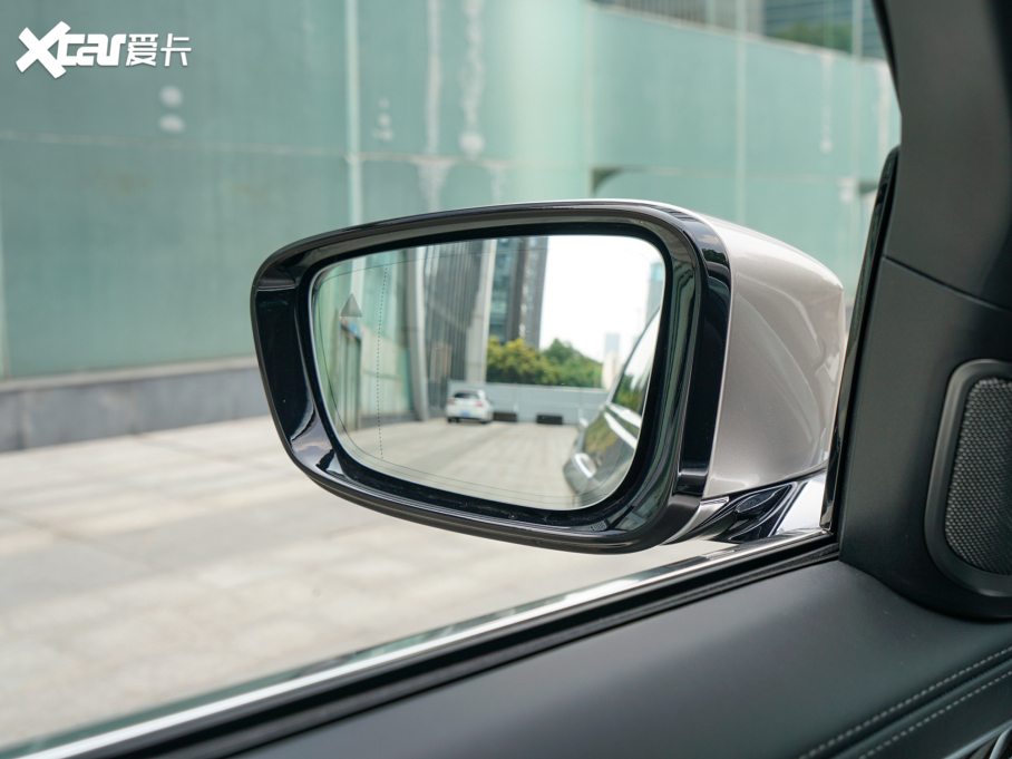 2022R7ϵ 740Li  Ab