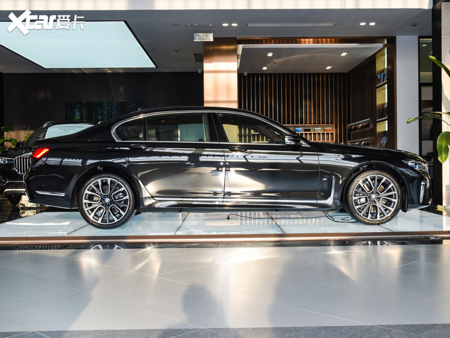 20227ϵ 740Li xDrive  M˶װ