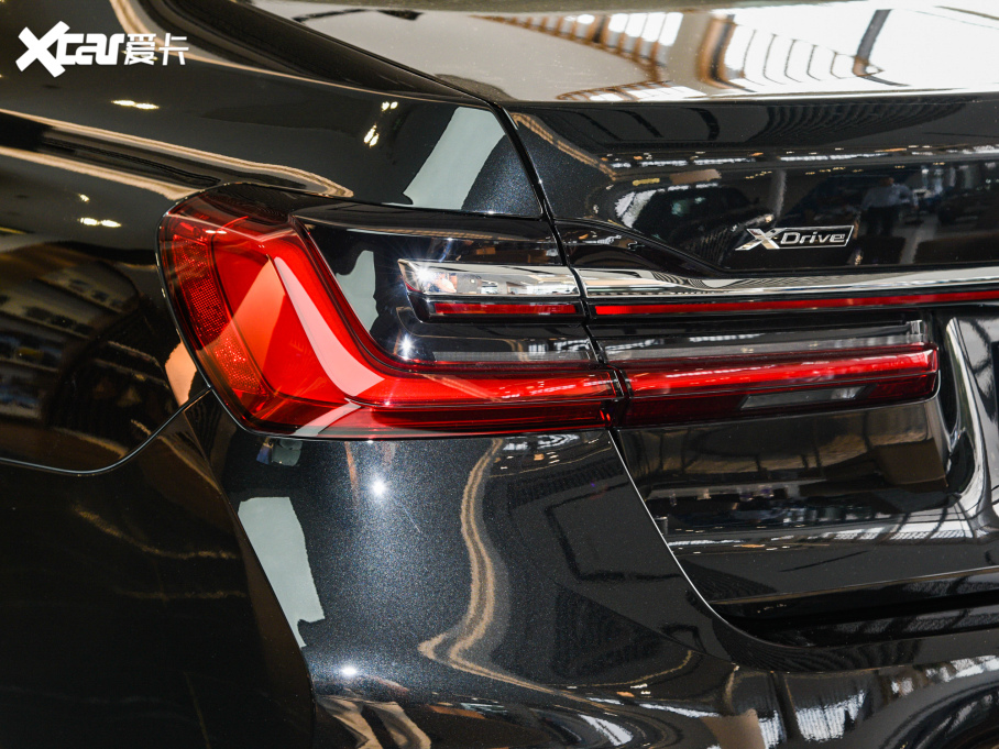 2022R7ϵ 740Li xDrive  M\b