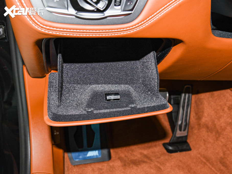 2022R7ϵ 740Li xDrive  M\b