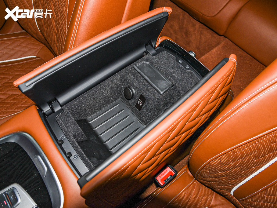 2022R7ϵ 740Li xDrive  M\b