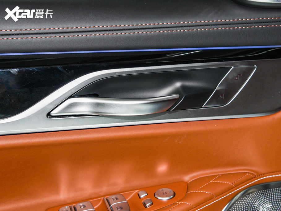 2022R7ϵ 740Li xDrive  M\(yn)(dng)b