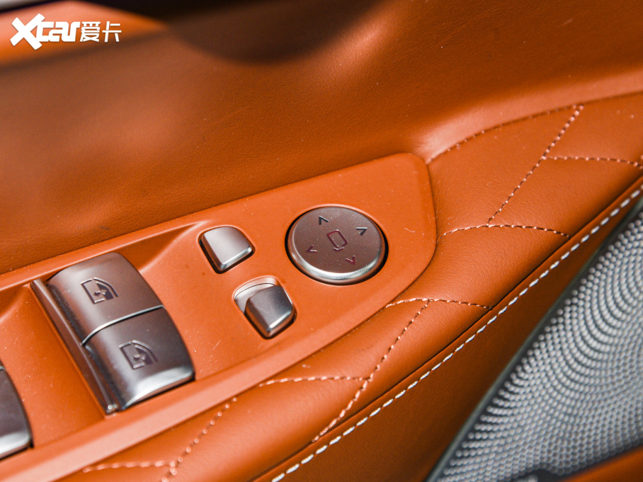 2022R7ϵ 740Li xDrive  M\(yn)(dng)b