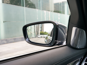 2022740Li xDrive  Ab ^