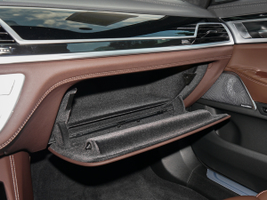 2022740Li xDrive  Ab 