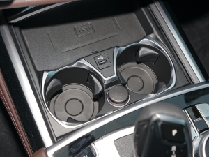 2022740Li xDrive  Ab ǰű