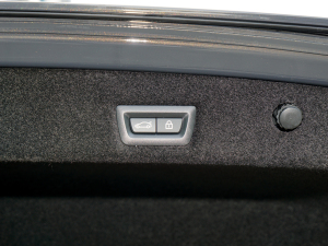 2022740Li xDrive  Ab g