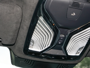 2022740Li xDrive  Ab п؅^