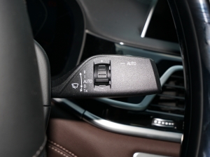 2022740Li xDrive  Ab п؅^(q)