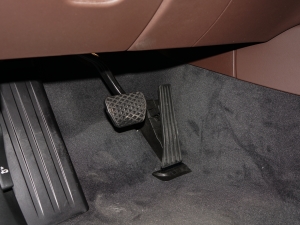 2022740Li xDrive  Ab п؅^(q)