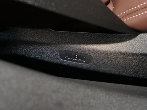 2022740Li xDrive  Ab п؅^(q)