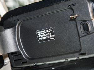 2022740Li xDrive  M\b ^