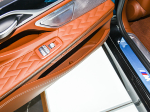 2022740Li xDrive  M\b Tg