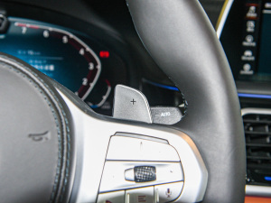 2022740Li xDrive  M\b п؅^