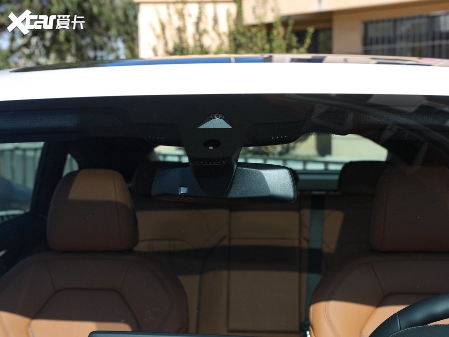 2022R6ϵGT 630i M\b