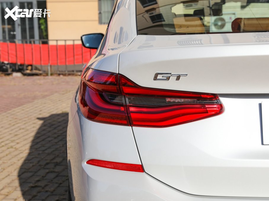 2022R6ϵGT 630i M\b