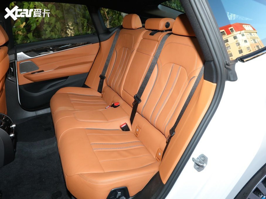 2022R6ϵGT 630i M\b